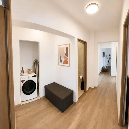 Apartment The Loft - Premium Near Iulius Mall *